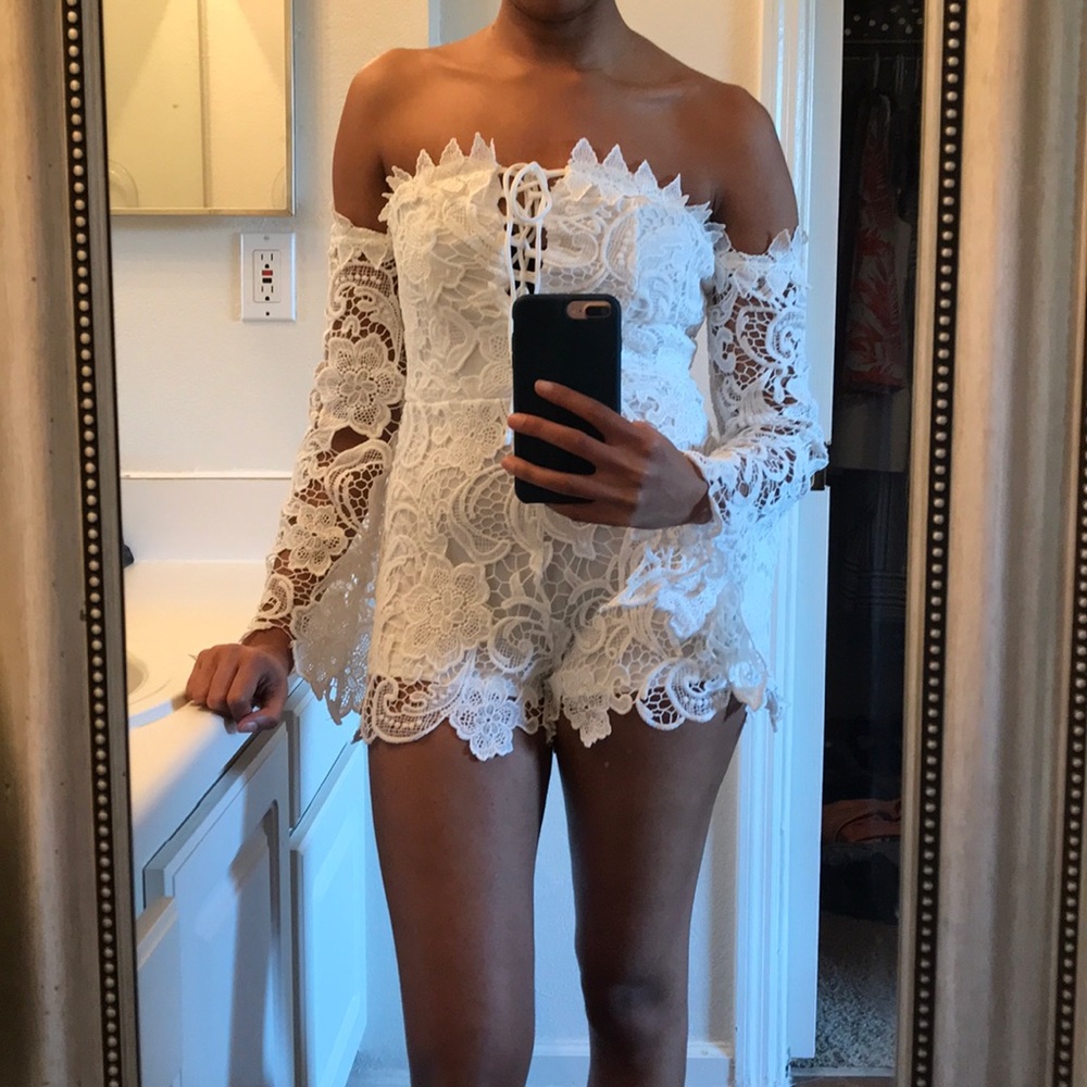 White off the shoulder long sleeve lace Romper